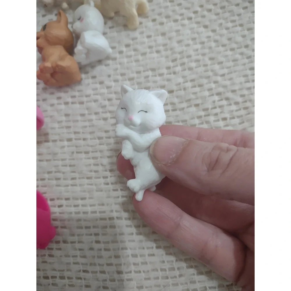 Barbie Cat Tree Condo Toy And‎ Cat And Dog Figurines Nostalgia Chelsea